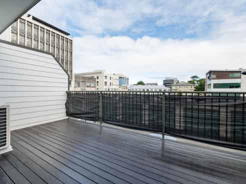 5/11 Bryce Lane, Hamilton Central