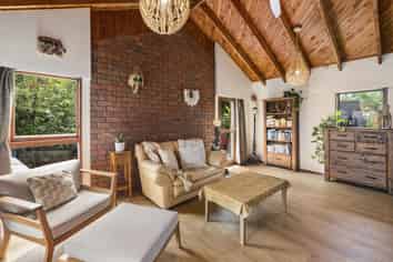 11 Rika Place, Kawaha Point