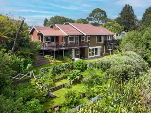 11 Rika Place, Kawaha Point