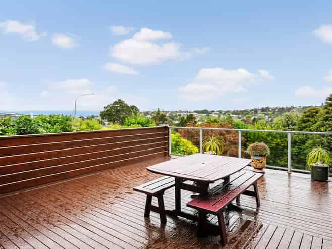 101 Glamorgan Drive, Torbay