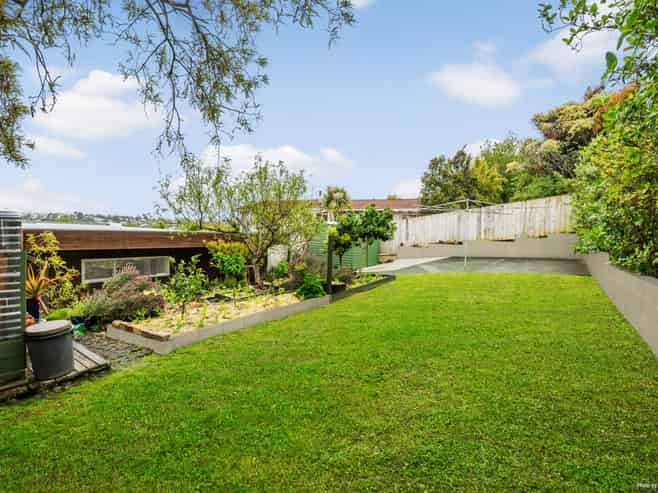 101 Glamorgan Drive, Torbay