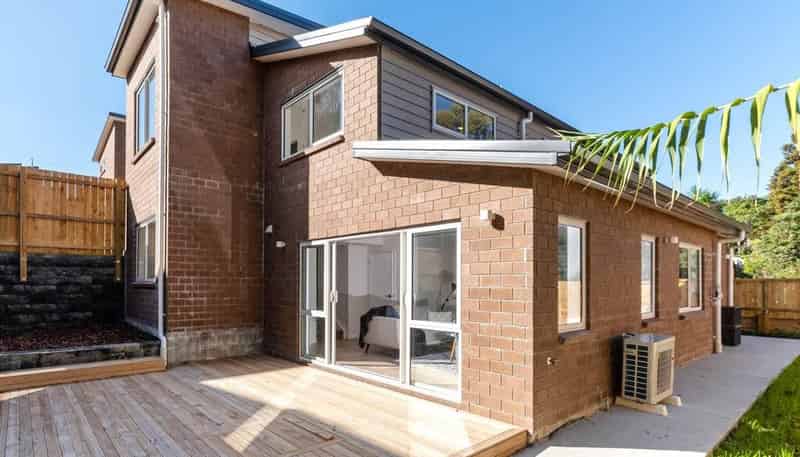 27 Sunshine Boulevard, Sunnyvale