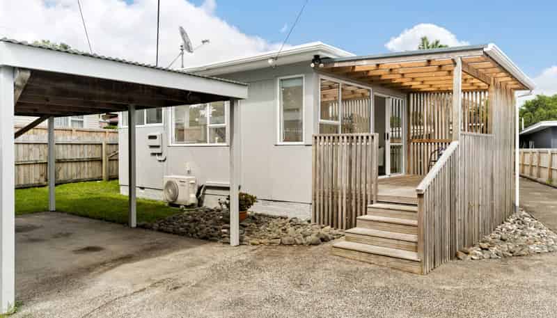 69a Red Beach Road, Red Beach