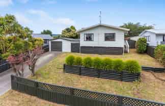 60 Campbell Avenue, PARAPARAUMU