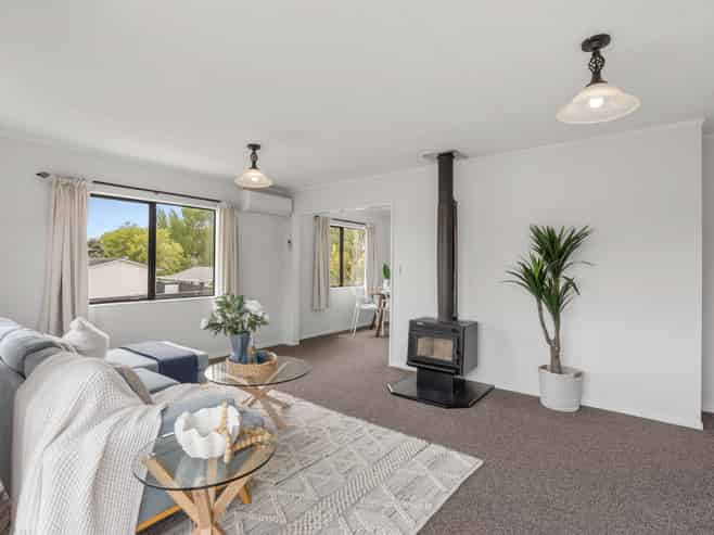 60 Campbell Avenue, PARAPARAUMU