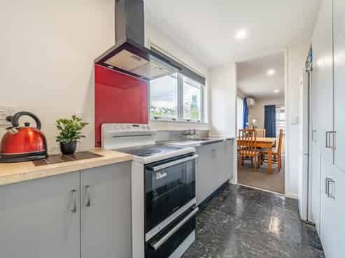 39 Naenae Road, Naenae