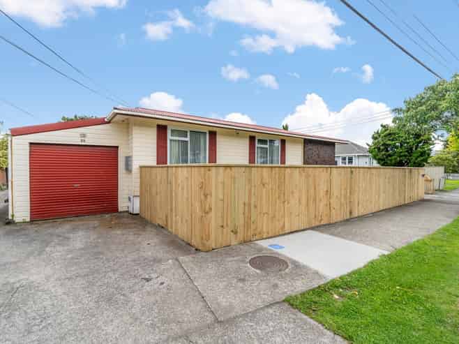 39 Naenae Road, Naenae