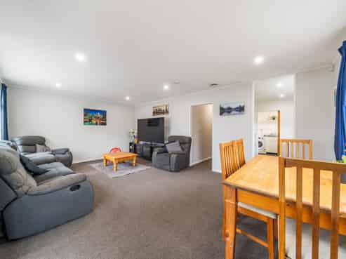 39 Naenae Road, Naenae