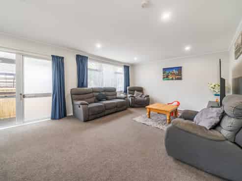 39 Naenae Road, Naenae