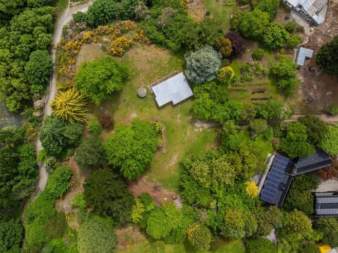 17 Whitechapel Road, Arrow Junction