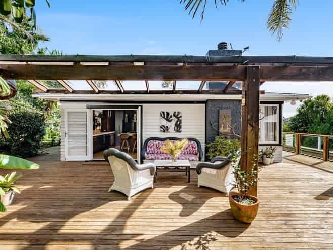 23 Cliff Road, Torbay