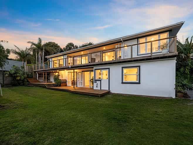 23 Cliff Road, Torbay