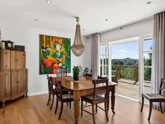 23 Cliff Road, Torbay