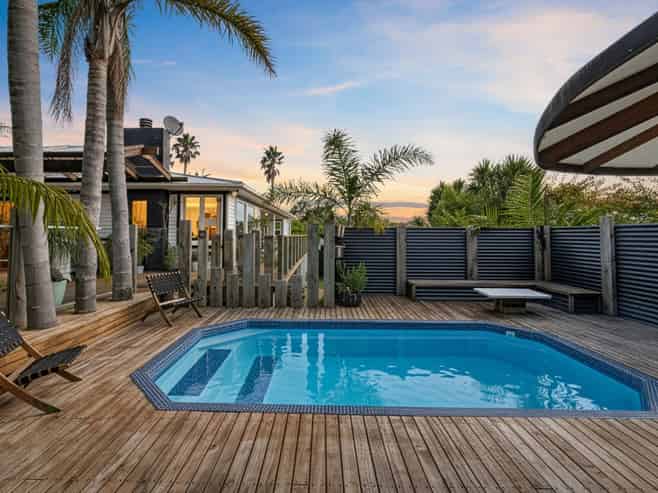 23 Cliff Road, Torbay