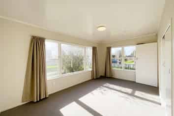 31 Wakefield Road, Favona