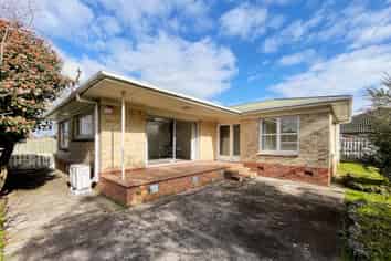 31 Wakefield Road, Favona