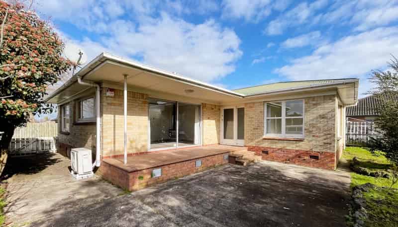 31 Wakefield Road, Favona