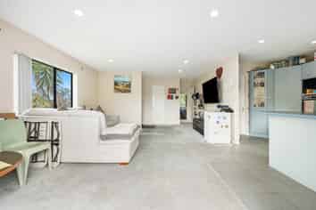 46 Vintage Drive, Henderson