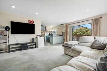 46 Vintage Drive, Henderson