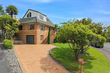 46 Vintage Drive, Henderson