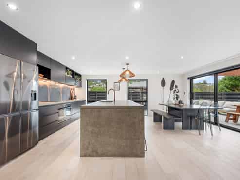 5 Romney Place, Gore