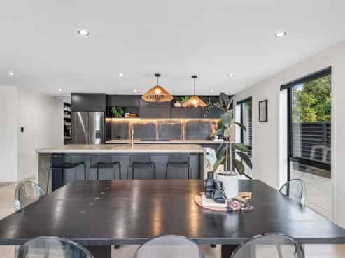 5 Romney Place, Gore