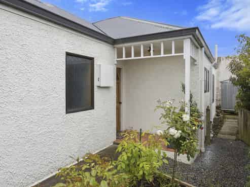 94E Stevenson Avenue, Sawyers Bay