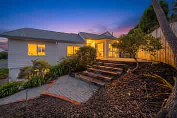 50A Ashton Fitchett Drive, Brooklyn