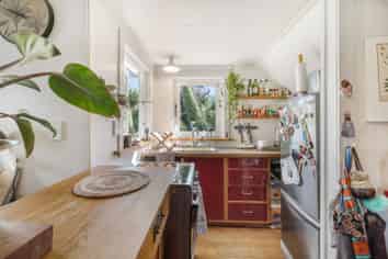 911 Harington Point Road, Harington Point