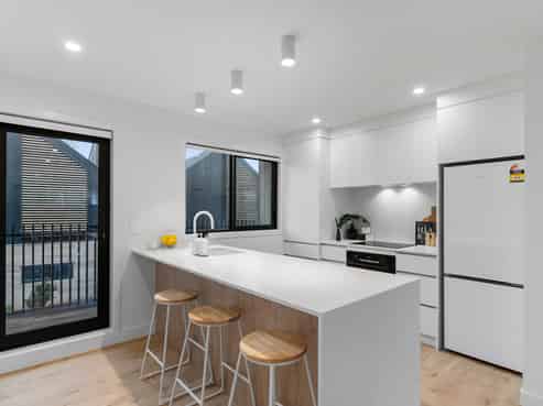 4/47 Taipari Road, Te Atatu Peninsula