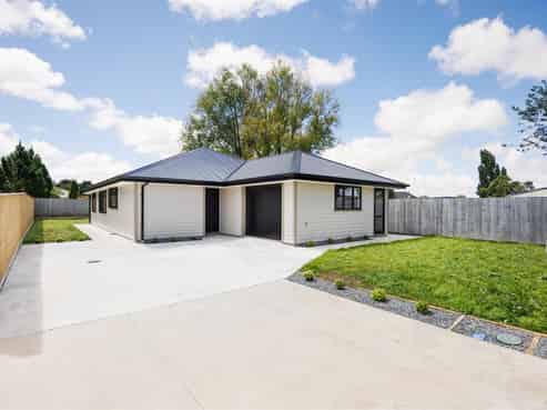  166B Bridge Street, Bulls