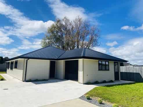  166B Bridge Street, Bulls