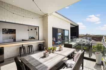 21 Liberty Crescent, Beachlands