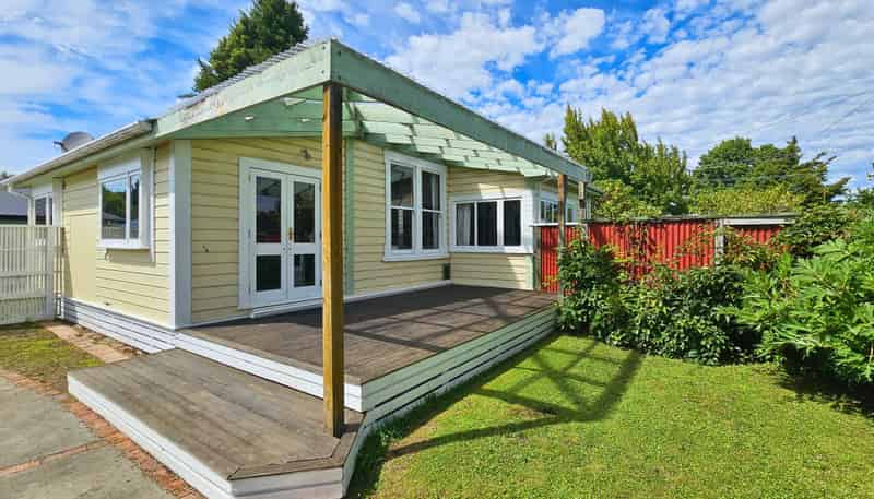 7 Dillons Point Road, Islington