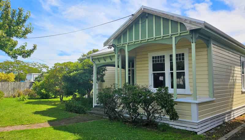 7 Dillons Point Road, Islington