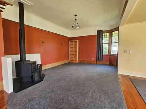 7 Dillons Point Road, Islington