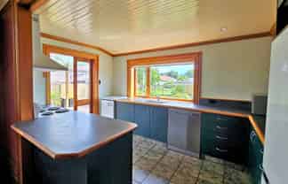 7 Dillons Point Road, Islington