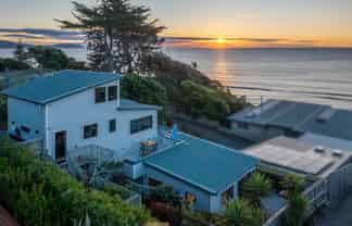 11A Rosetta Road, Raumati South