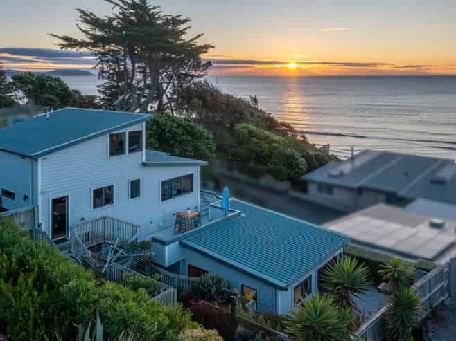 11A Rosetta Road, Raumati South