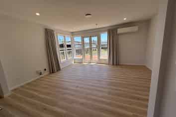 14 Grosvenor Street, Redwood