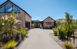 7 Torridon Court, Jacks Point