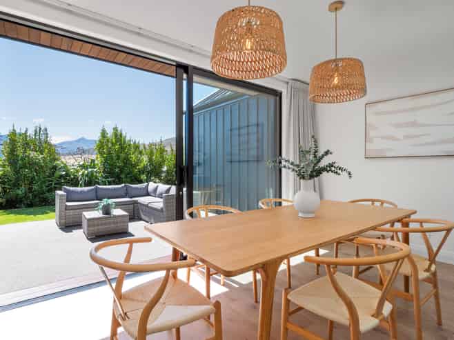 7 Torridon Court, Jacks Point