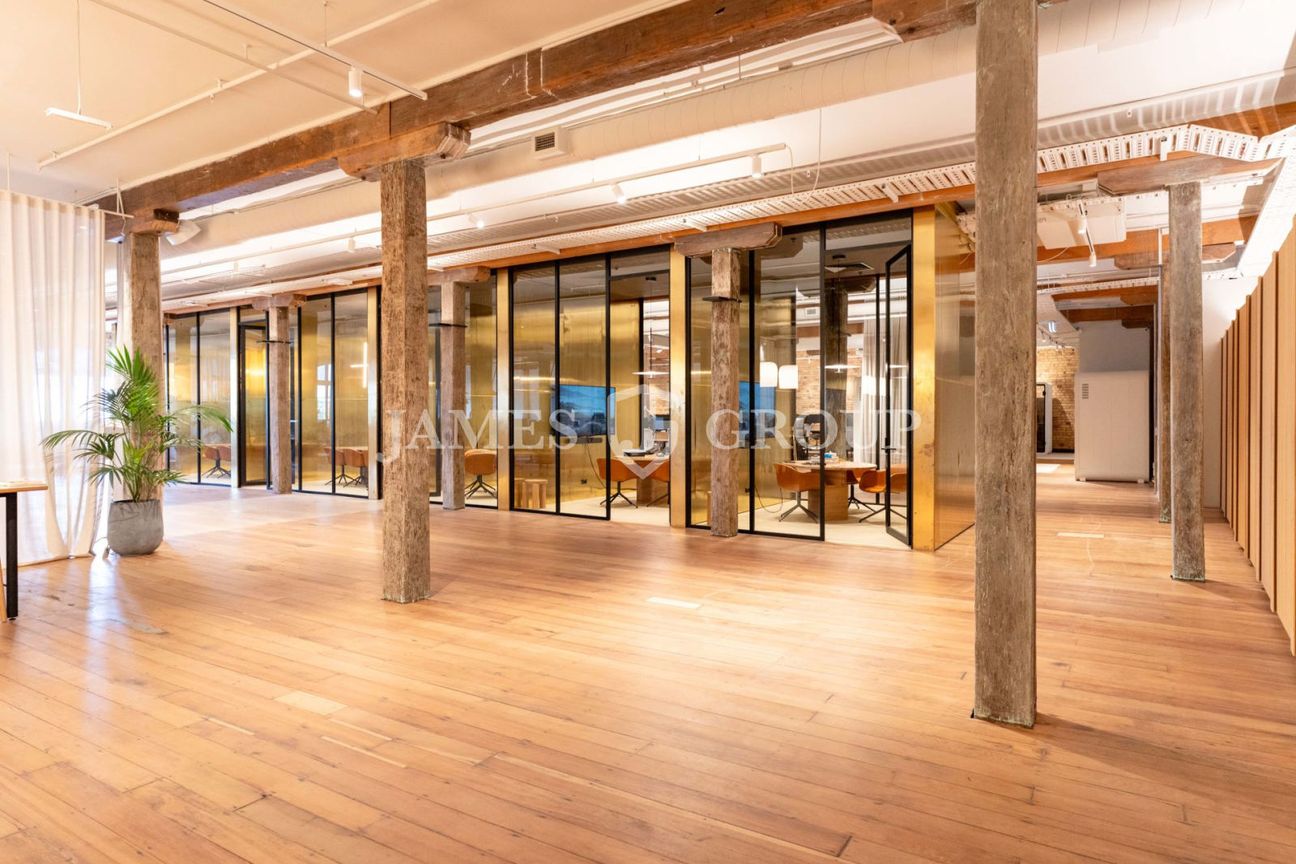 HISTORIC CHARACTER SPACES IN TEXTILE CENTRE – pohled 2