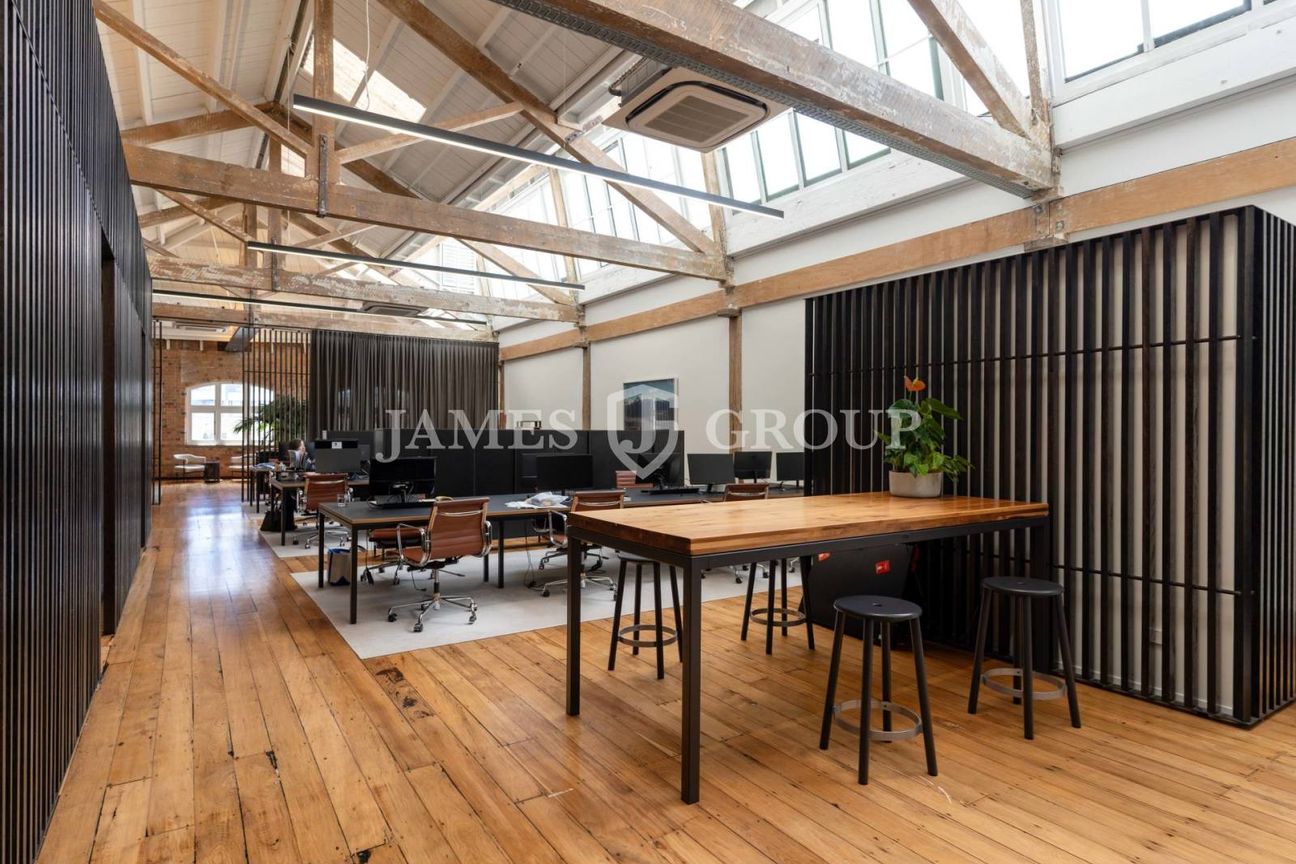 HISTORIC CHARACTER SPACES IN TEXTILE CENTRE – pohled 5