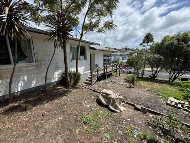 22 Garton Drive, Massey