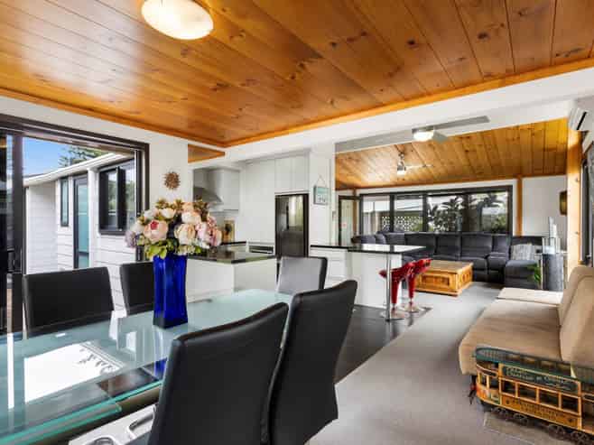 1/357 Hibiscus Coast Highway, Orewa