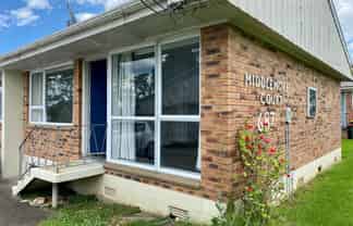 1/687 Great South Road, Otahuhu