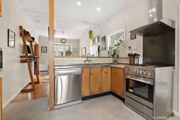 38 Totara Road, Miramar