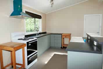 186 Matai Rd, Raumati Beach