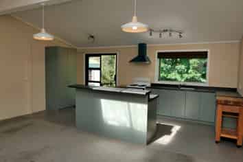 186 Matai Rd, Raumati Beach